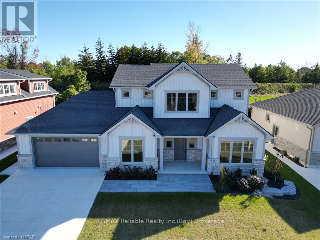 8 THIMBLEWEED DRIVE, Bluewater, Ontario