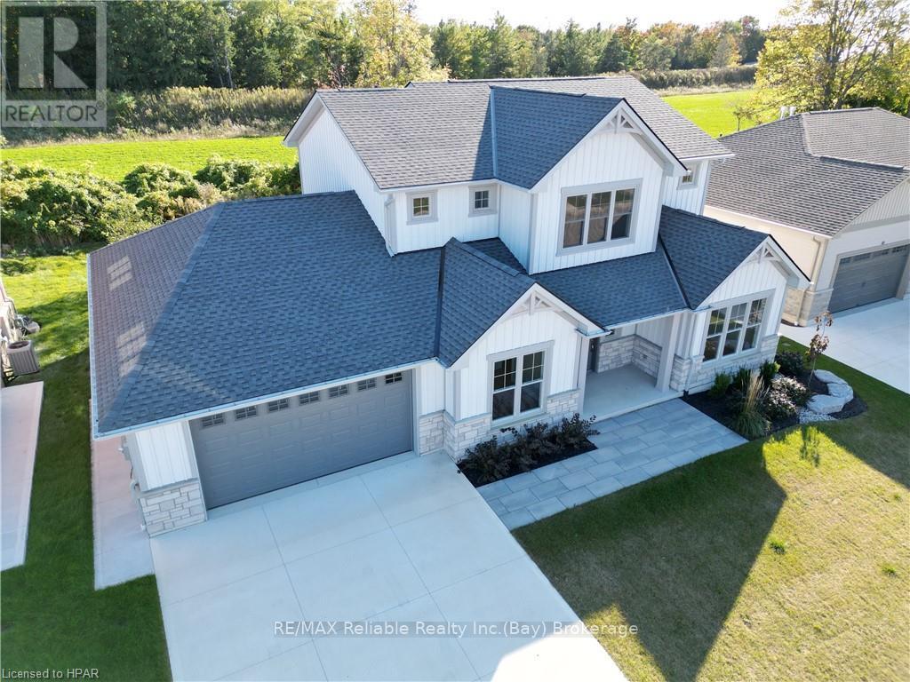 8 Thimbleweed Drive, Bluewater, Ontario  N0M 1G0 - Photo 2 - X10780361