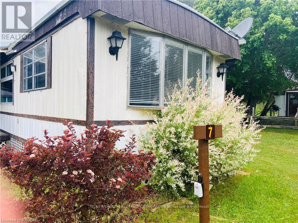 7 - 9 Tamarac Road, Northern Bruce Peninsula, Ontario  N0H 2R0 - Photo 1 - X10850665