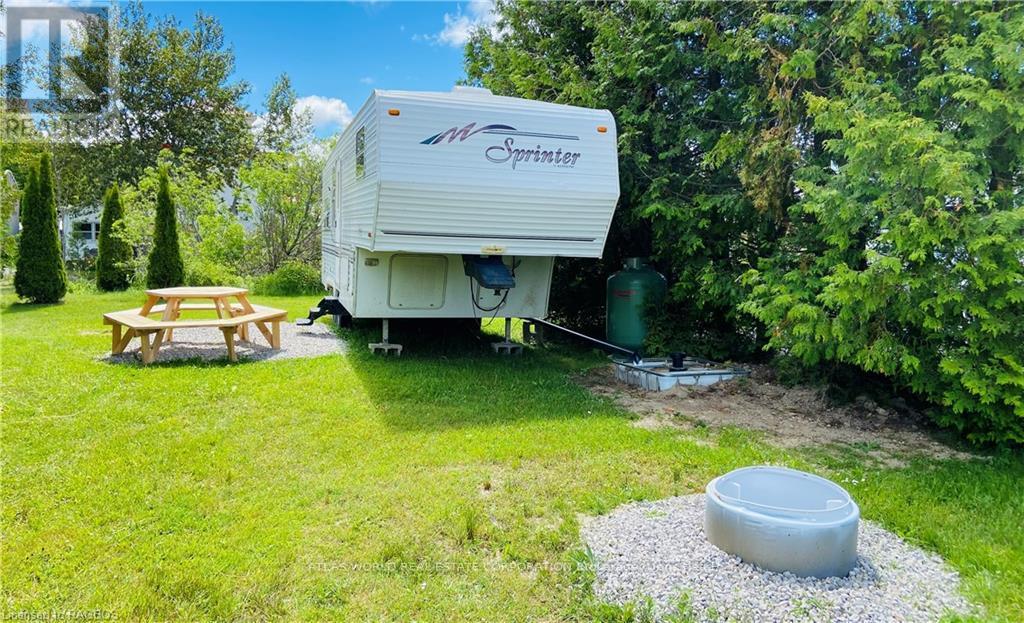 19 - 9 TAMARAC ROAD, Northern Bruce Peninsula, Ontario