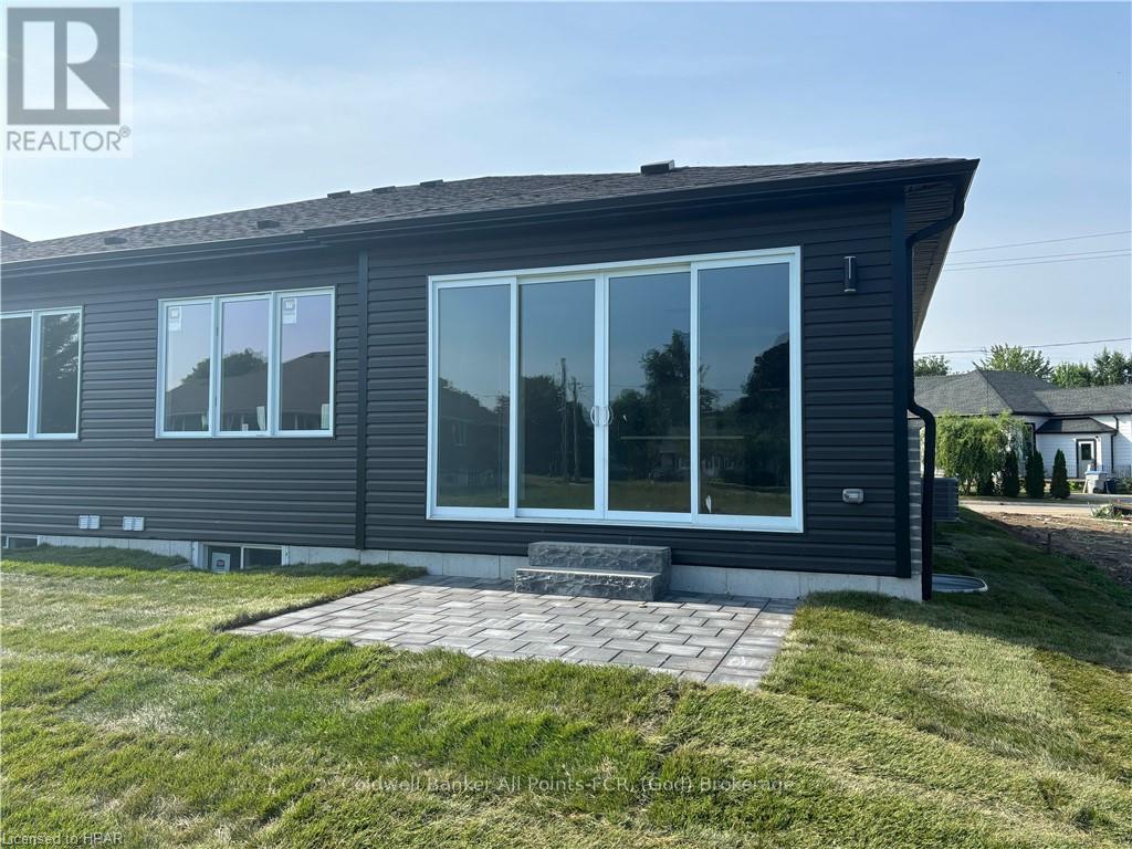 171 Elgin Avenue E, Goderich, Ontario  N7A 1K7 - Photo 2 - X10780521