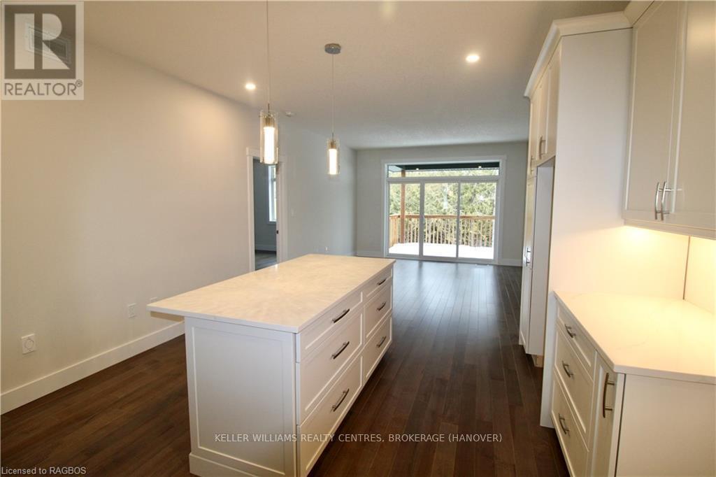 612 25th Avenue, Hanover, Ontario  N4N 3B8 - Photo 8 - X10848058