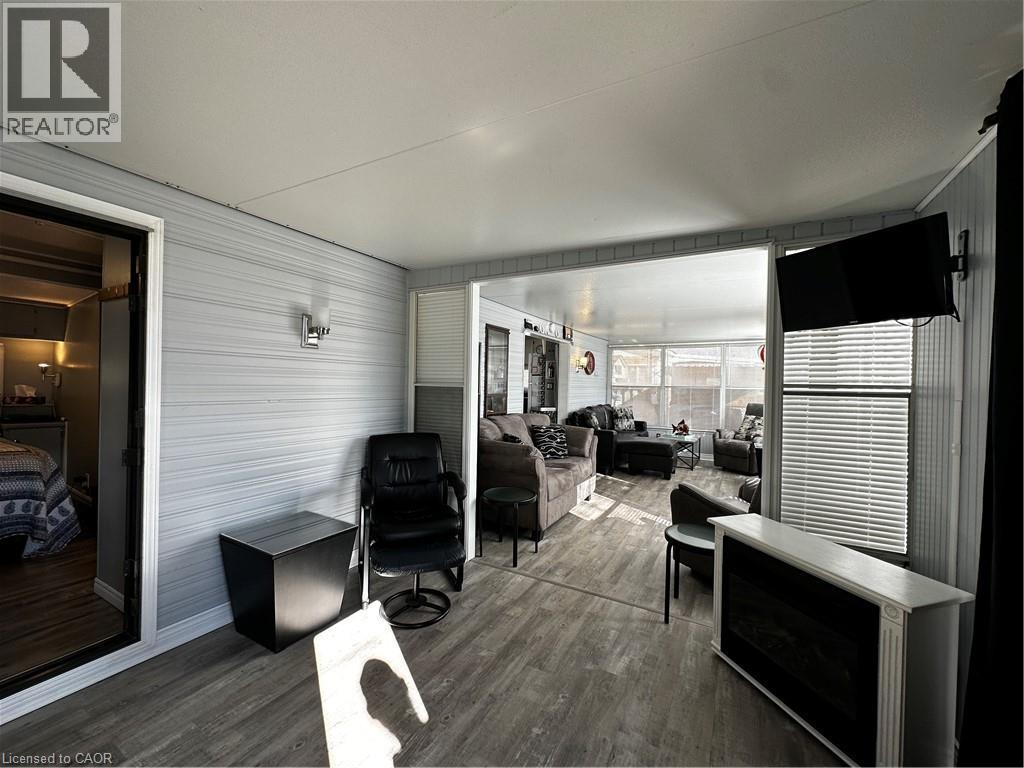 92 Clubhouse Road Unit# 33, Turkey Point, Ontario  N0E 1T0 - Photo 6 - 40500139