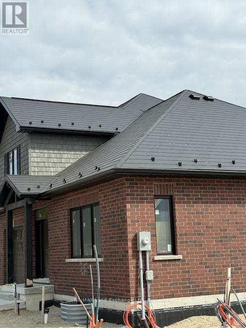 UNIT 4 - 8 GOLF LINKS ROAD, Kincardine, Ontario