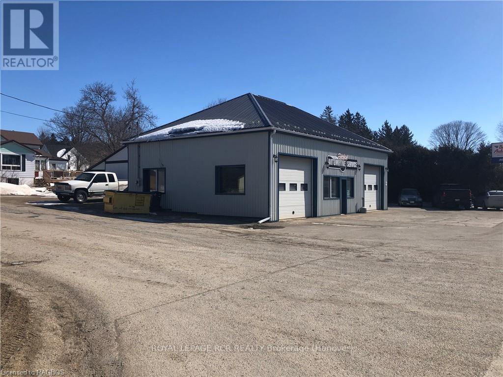 343 David Winkler Parkway, West Grey, Ontario  N0G 2M0 - Photo 3 - X10849185
