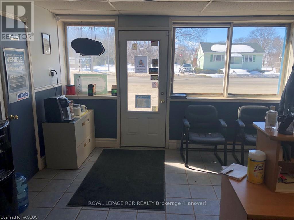 343 David Winkler Parkway, West Grey, Ontario  N0G 2M0 - Photo 8 - X10849185
