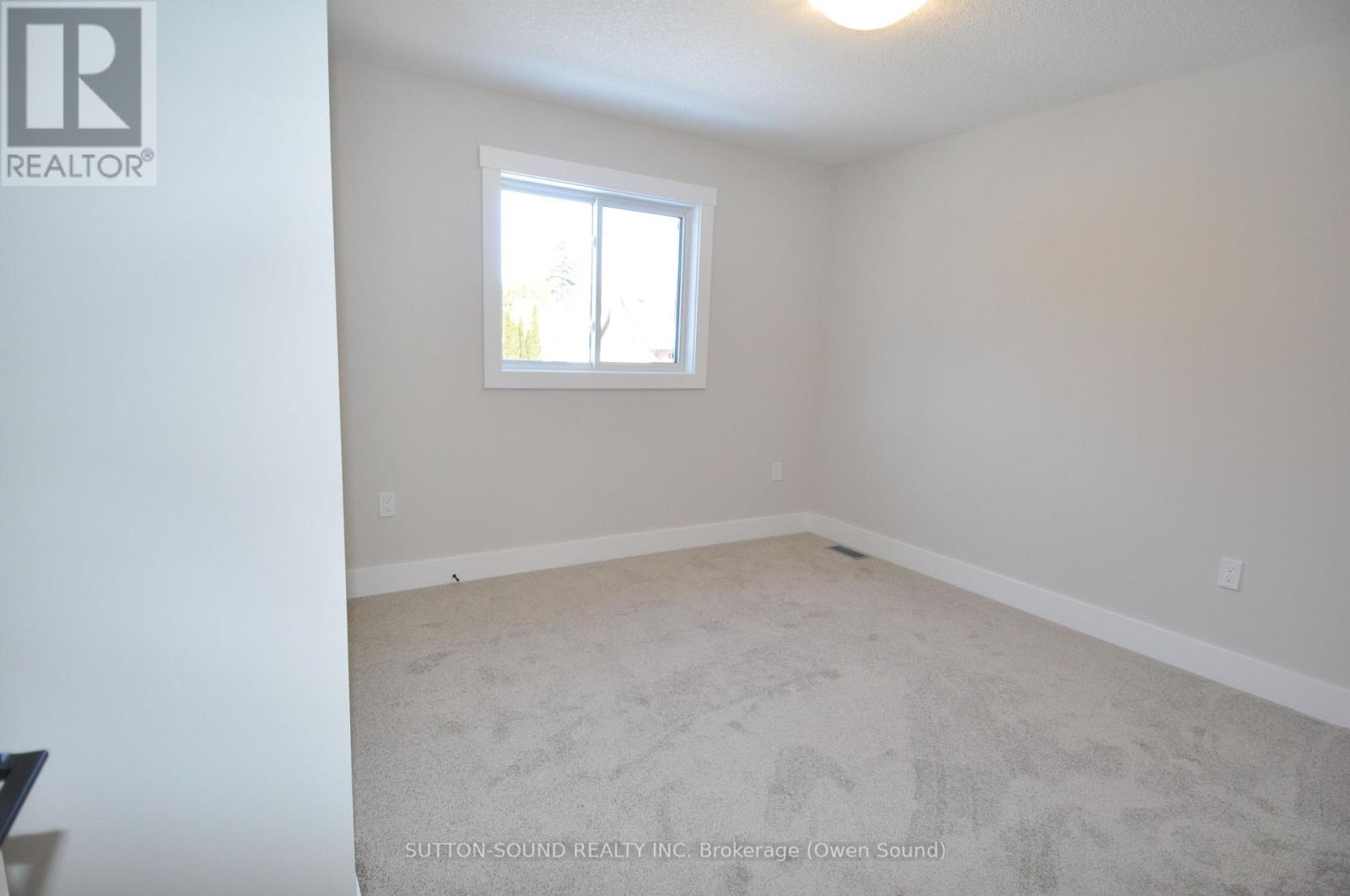 622 8th Street W, Owen Sound, Ontario  N4K 5N3 - Photo 12 - X10851856