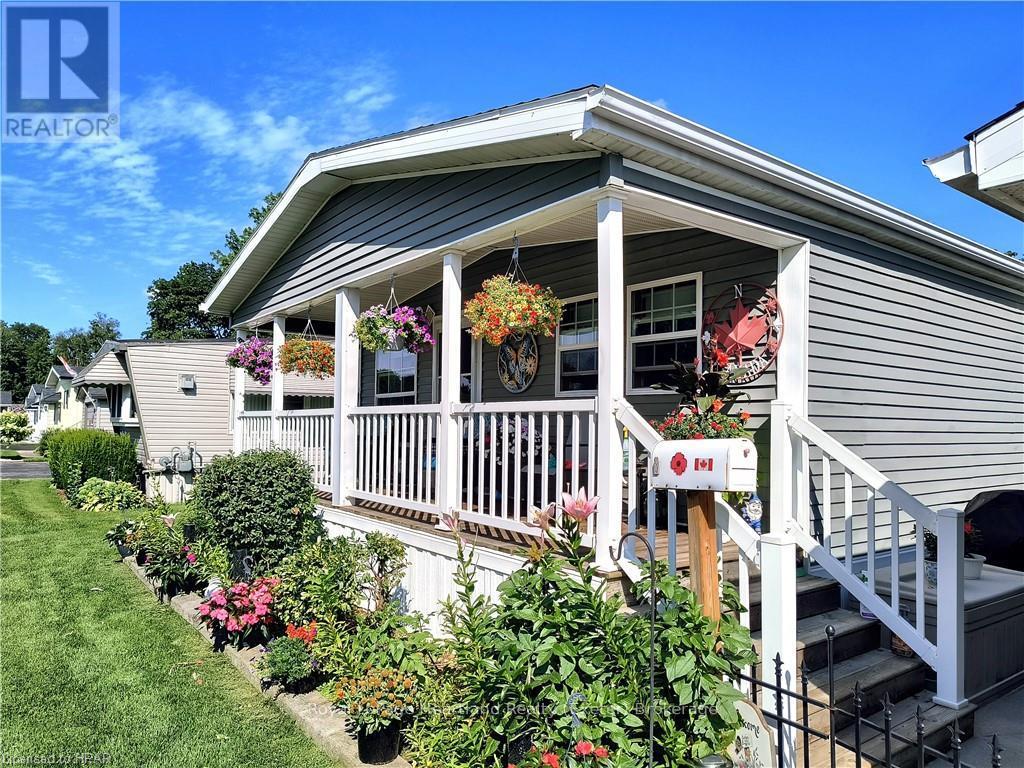 20 George Street, Strathroy-Caradoc, Ontario  N7G 3P4 - Photo 2 - X10779856