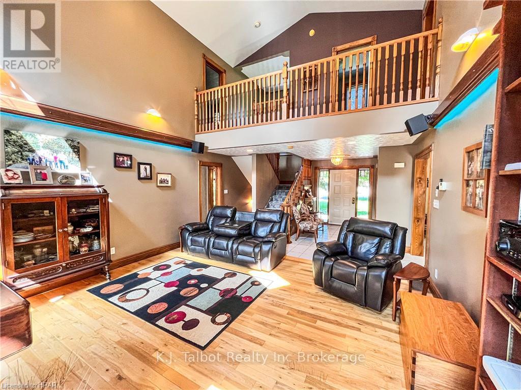 81276 Westmount Line, Ashfield-Colborne-Wawanosh, Ontario  N7A 3Y2 - Photo 11 - X10780732