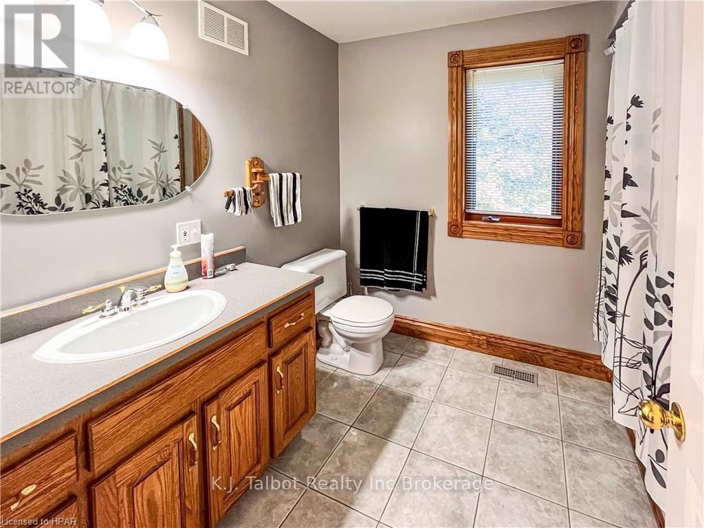 81276 Westmount Line, Ashfield-Colborne-Wawanosh, Ontario  N7A 3Y2 - Photo 22 - X10780732