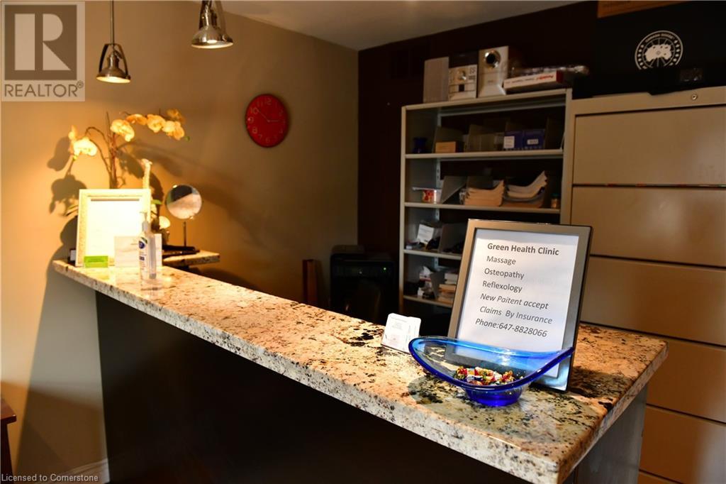 265 Queen Street S, Mississauga, Ontario  L5M 1L9 - Photo 11 - 40566555