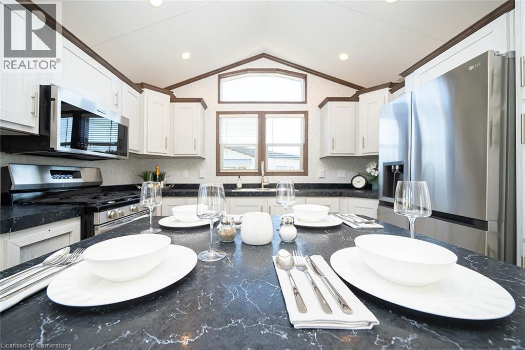 92 Clubhouse Road Unit# 20, Turkey Point, Ontario  N0E 1T0 - Photo 14 - 40572507