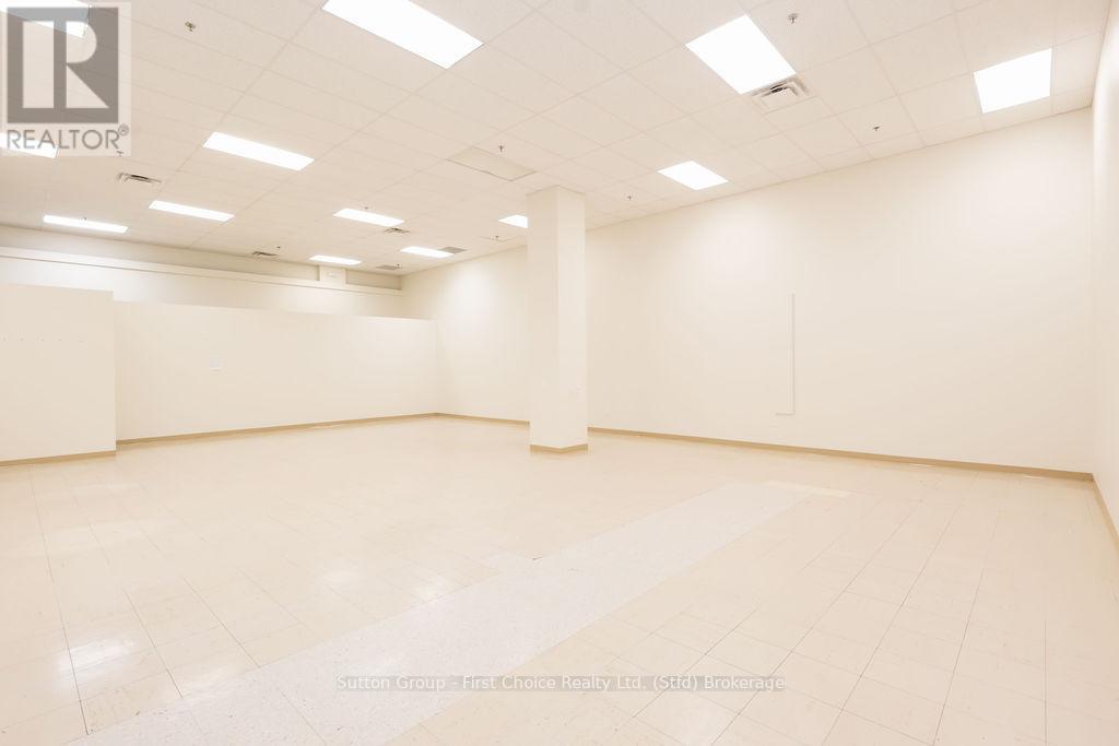 B - 65 Albert Street, Stratford, Ontario  N5A 3K2 - Photo 11 - X10780079
