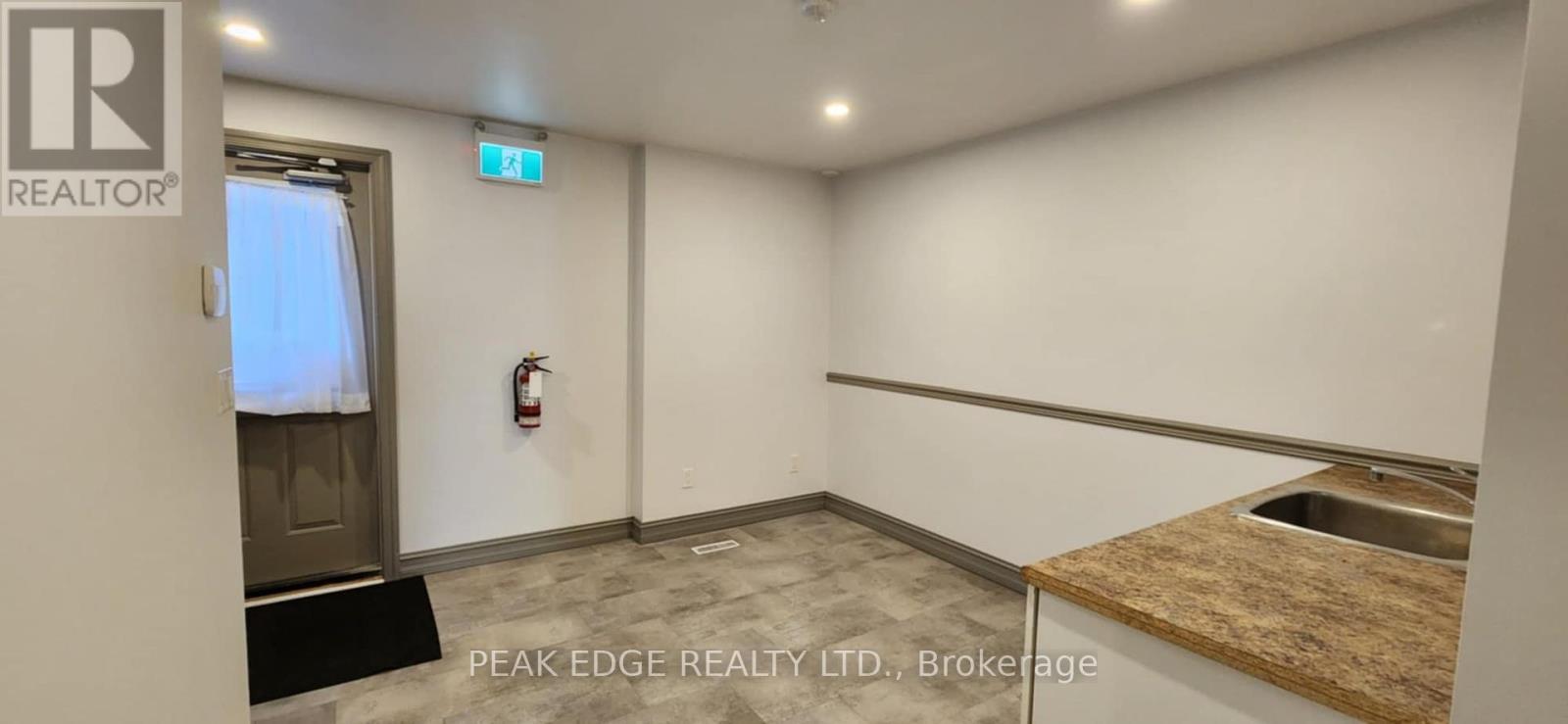 209 10th Street, Hanover, Ontario  N4N 1N8 - Photo 10 - X10850467