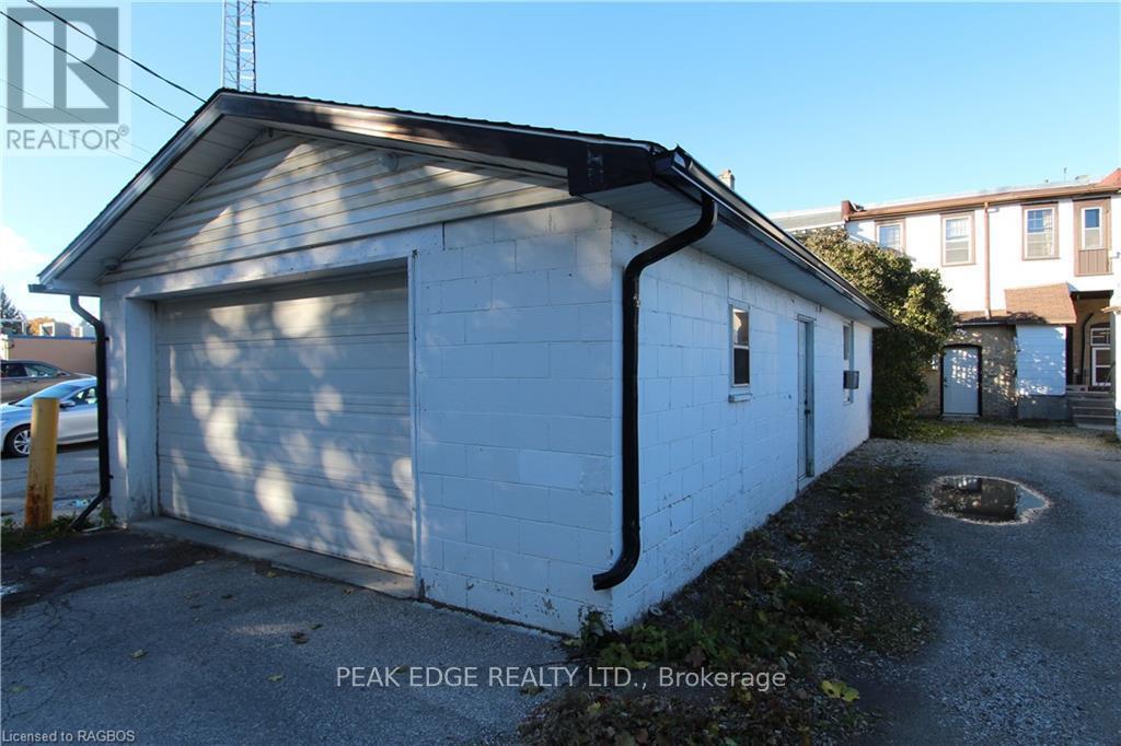 209 10th Street, Hanover, Ontario  N4N 1N8 - Photo 17 - X10850467