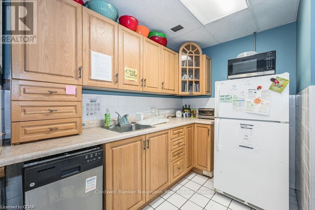62 Baker Street, Guelph, Ontario  N1H 4G1 - Photo 29 - X10879437