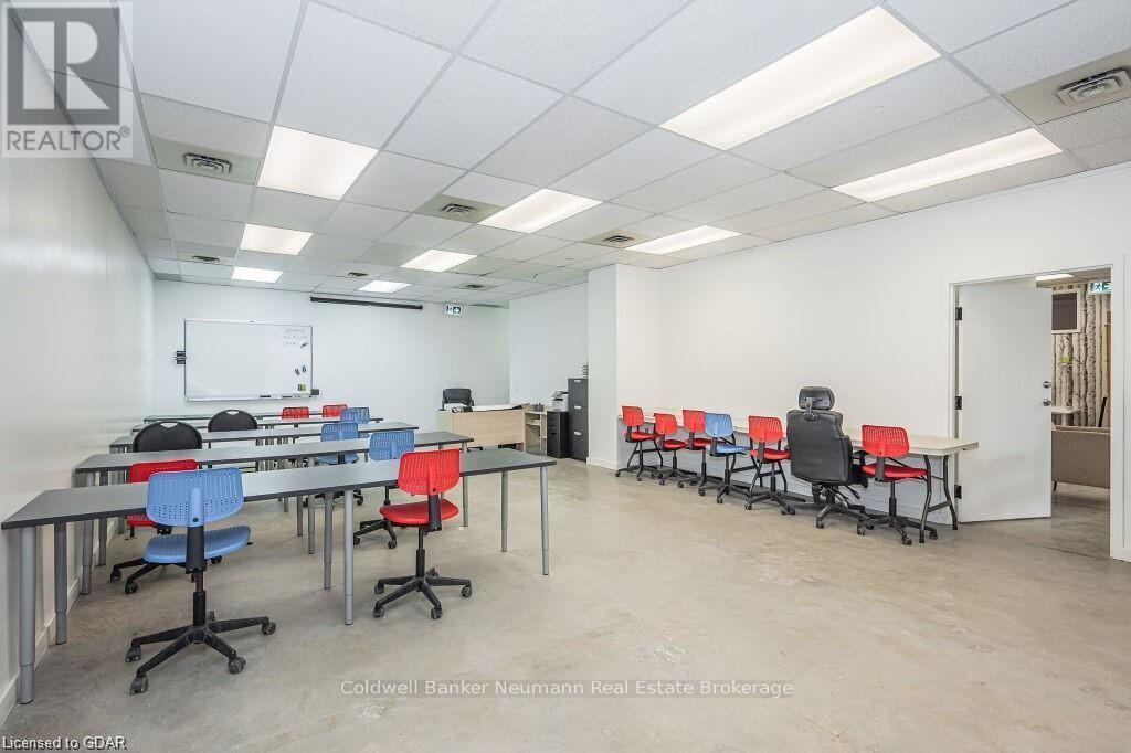 62 Baker Street, Guelph, Ontario  N1H 4G1 - Photo 44 - X10879437