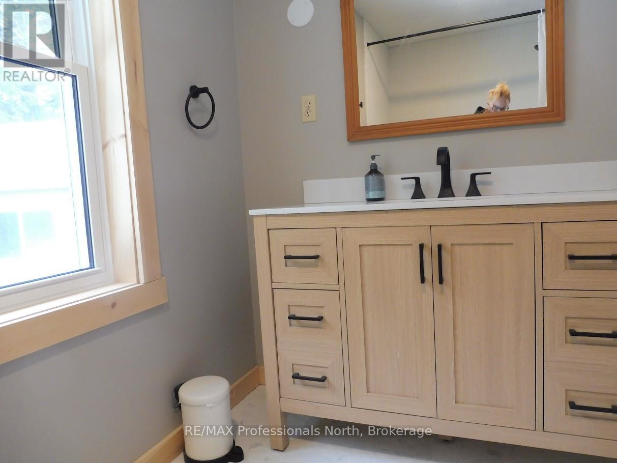 1001 Hemlock Road, Lake Of Bays, Ontario  P1H 2J6 - Photo 38 - X10437845