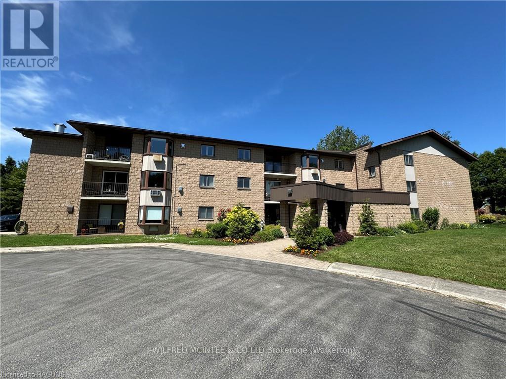 303 - 125 HINKS STREET, Brockton, Ontario
