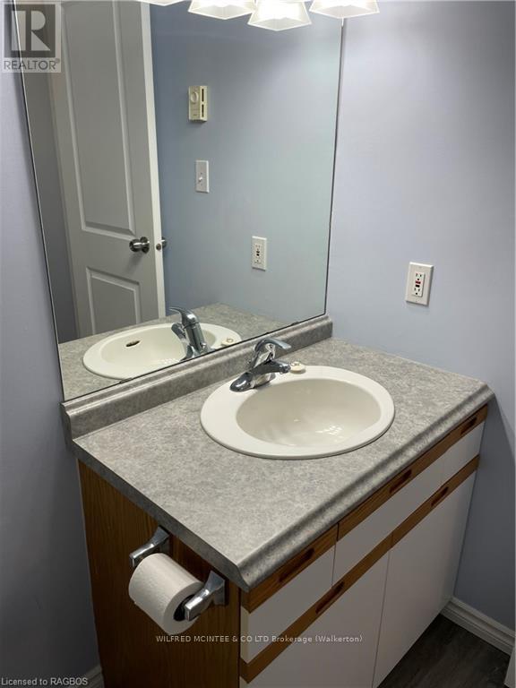 303 - 125 Hinks Street, Brockton, Ontario  N0G 2V0 - Photo 10 - X10845692