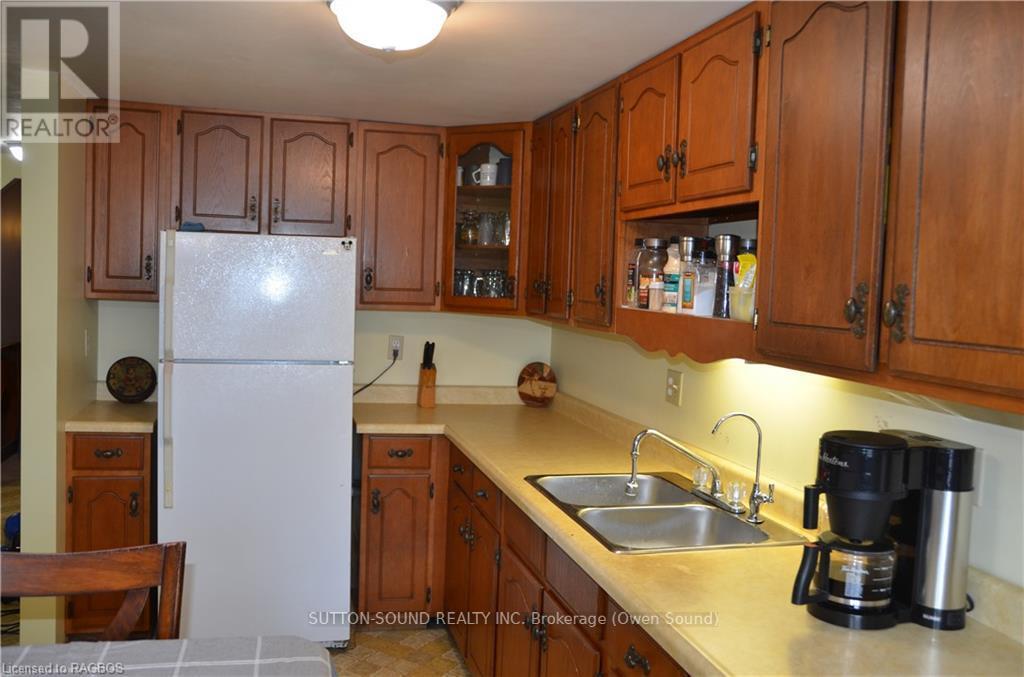 402432 Grey Road 4, West Grey, Ontario  N0H 1R0 - Photo 34 - X10850112