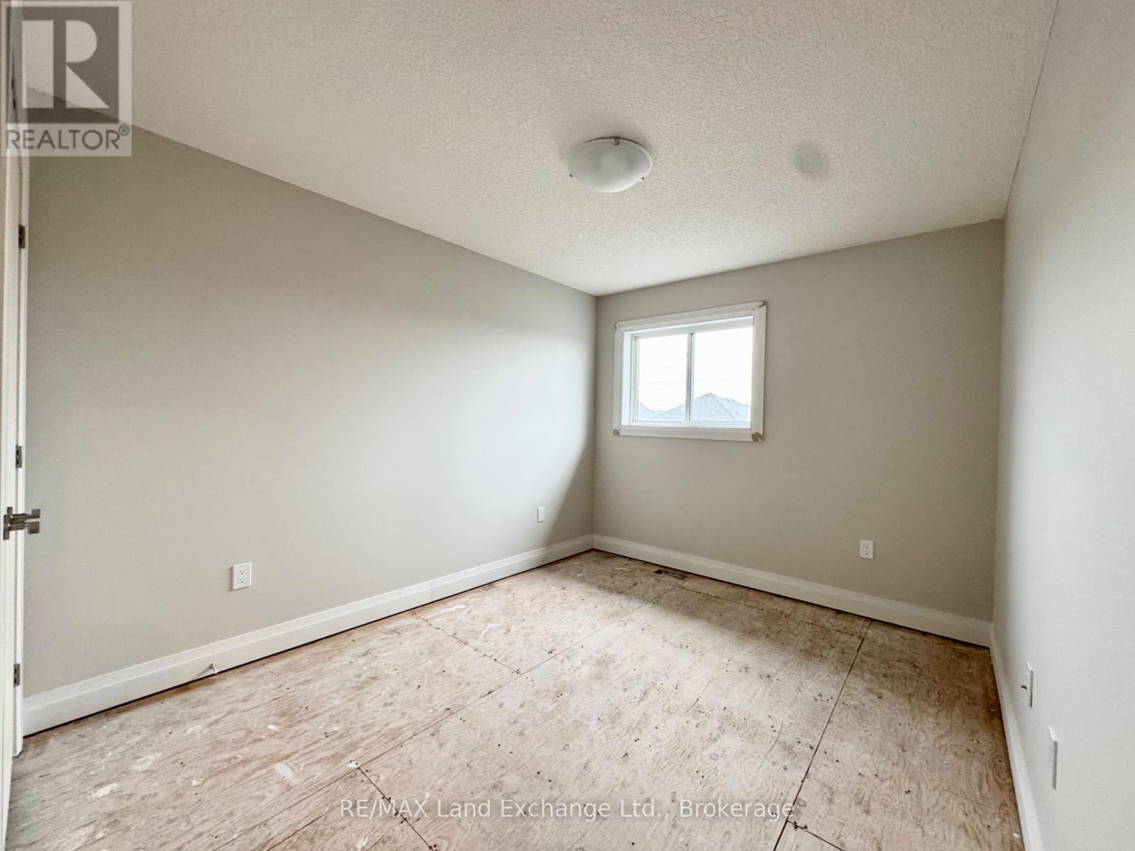 358 Rosner Drive, Saugeen Shores, Ontario  N0H 2C8 - Photo 12 - X10849516