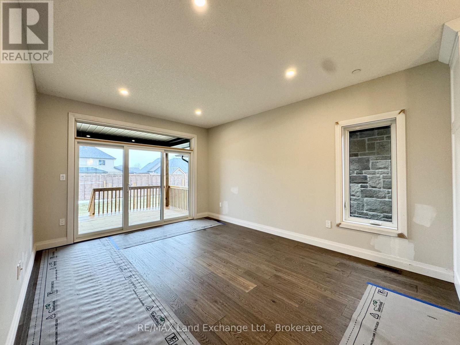 358 Rosner Drive, Saugeen Shores, Ontario  N0H 2C8 - Photo 4 - X10849516