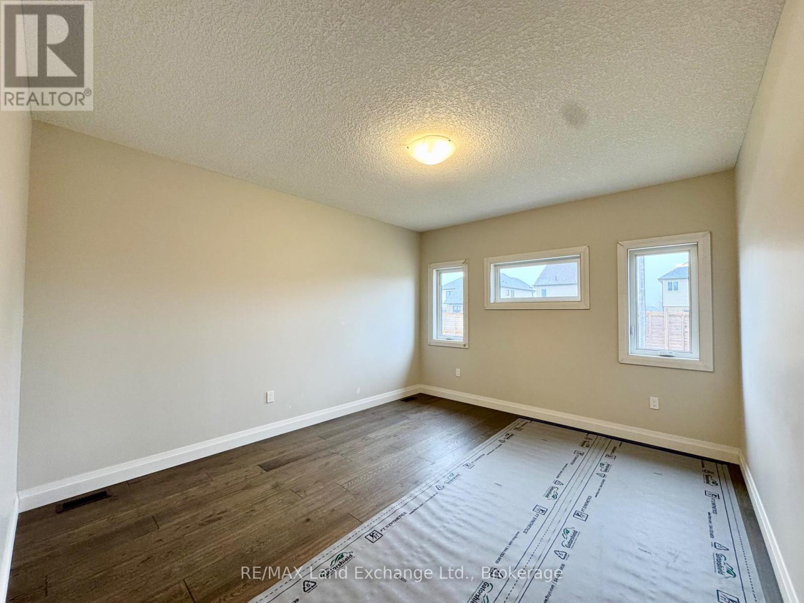 358 Rosner Drive, Saugeen Shores, Ontario  N0H 2C8 - Photo 7 - X10849516