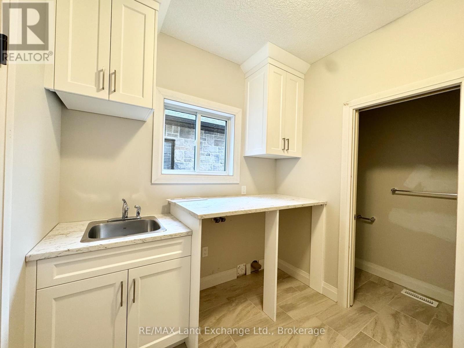358 Rosner Drive, Saugeen Shores, Ontario  N0H 2C8 - Photo 9 - X10849516