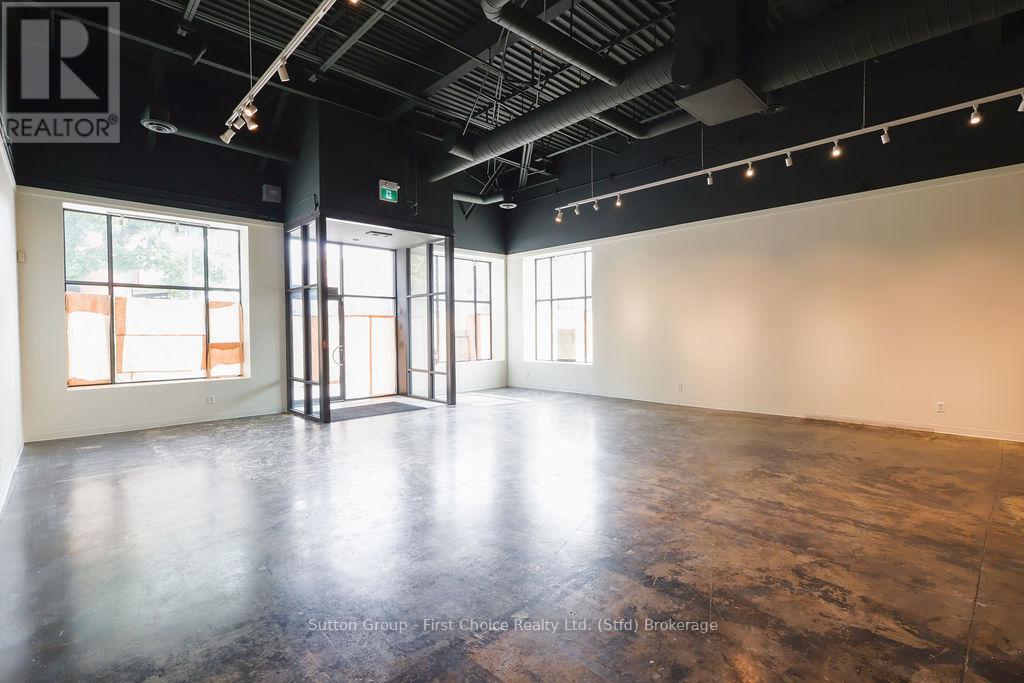 73 Albert Street, Stratford, Ontario  N5A 3K2 - Photo 4 - X10780301