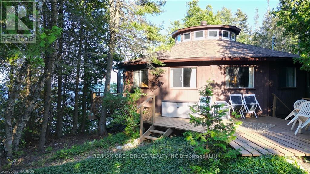 8 Carter Road, Northern Bruce Peninsula, Ontario  N0H 1W0 - Photo 1 - X10848732