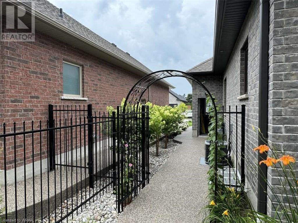 144 Newport Lane, Port Dover, Ontario  N0A 1N7 - Photo 28 - 40631980
