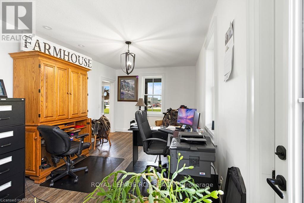 408082 Grey 4 Road, Grey Highlands, Ontario  N0C 1J0 - Photo 28 - X10845807