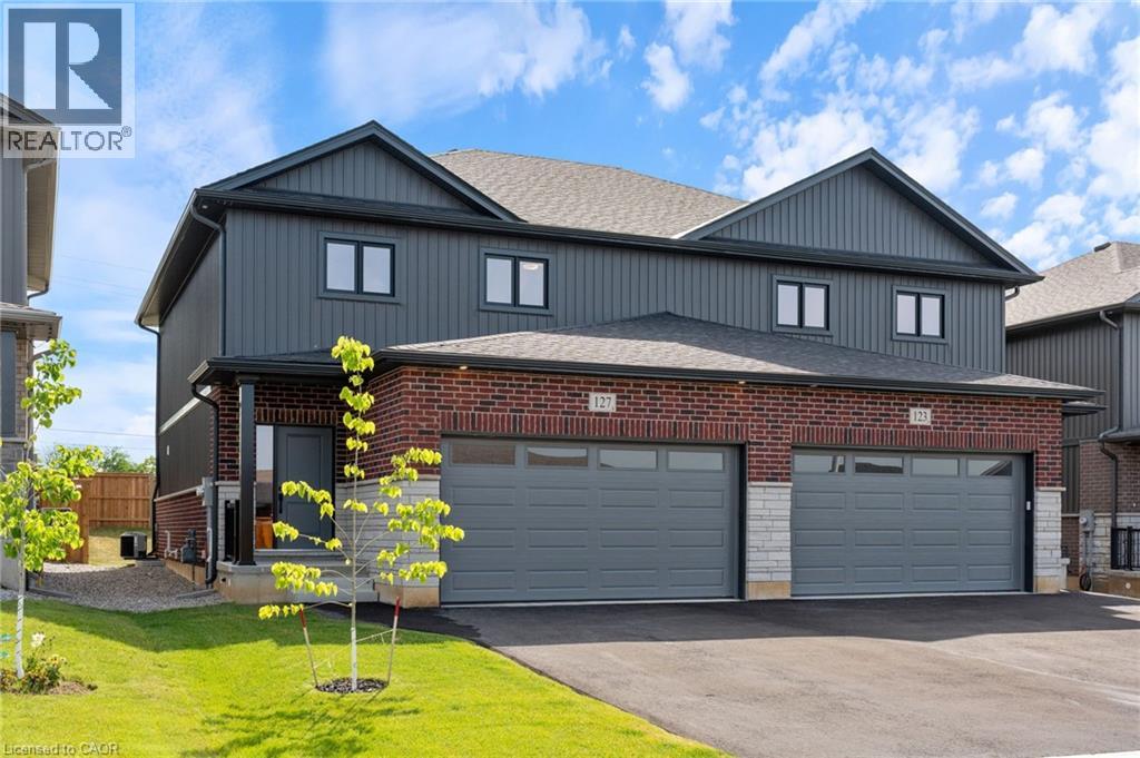 127 AMBER Street, Waterford, Ontario