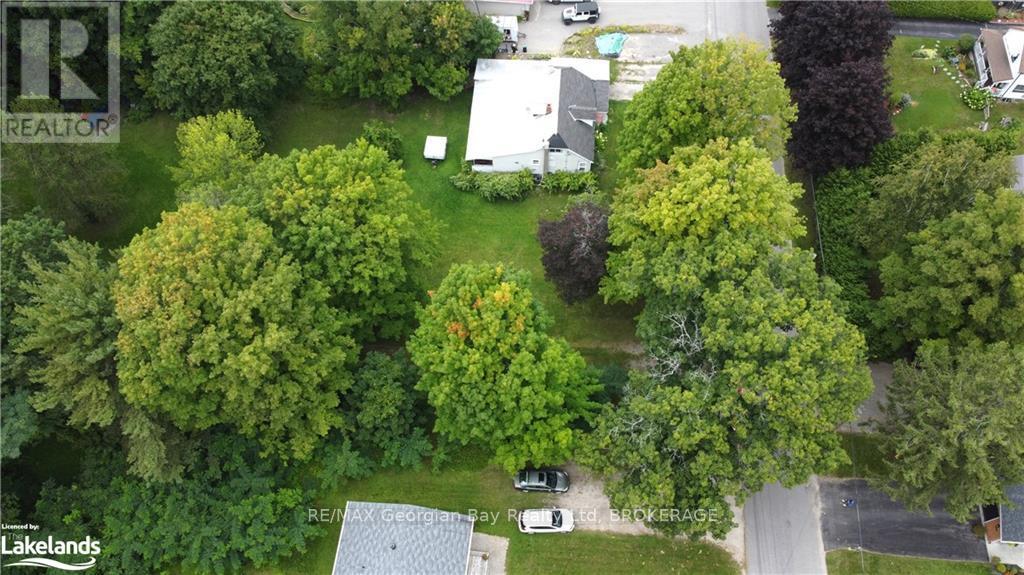 284 Church Street, Penetanguishene, Ontario  L9M 1G5 - Photo 2 - S10436221