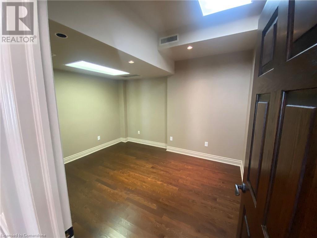 583 Main Street E, Hamilton, Ontario  L8M 1J4 - Photo 5 - XH4150836