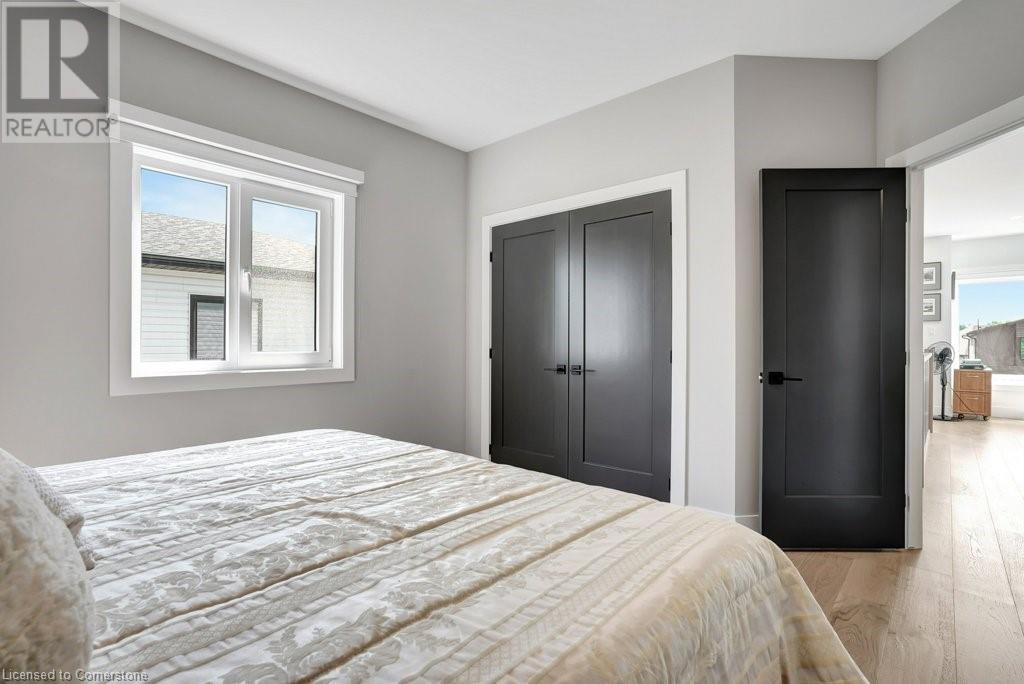 2208 Red Thorne Avenue, London, Ontario  N6P 0E5 - Photo 32 - 40648547