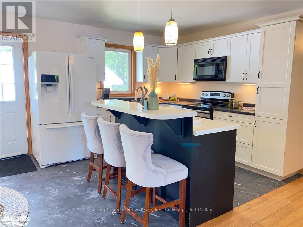 34 Hunts Road, Huntsville, Ontario  P1H 1J4 - Photo 3 - X10437762