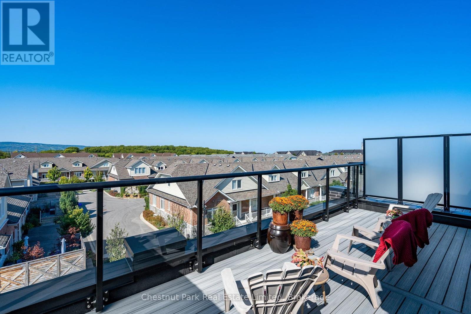 31 Emerson Mews, Collingwood, Ontario  L9Y 2X4 - Photo 6 - S10438539