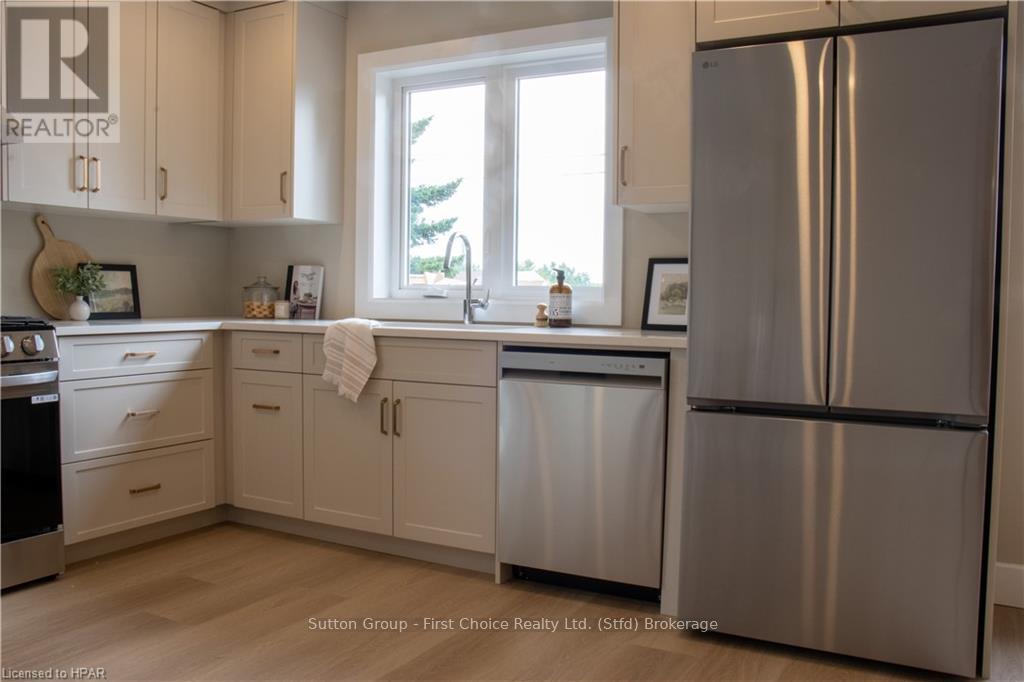 18 Blanshard Street, West Perth, Ontario  N0K 1N0 - Photo 9 - X10781208