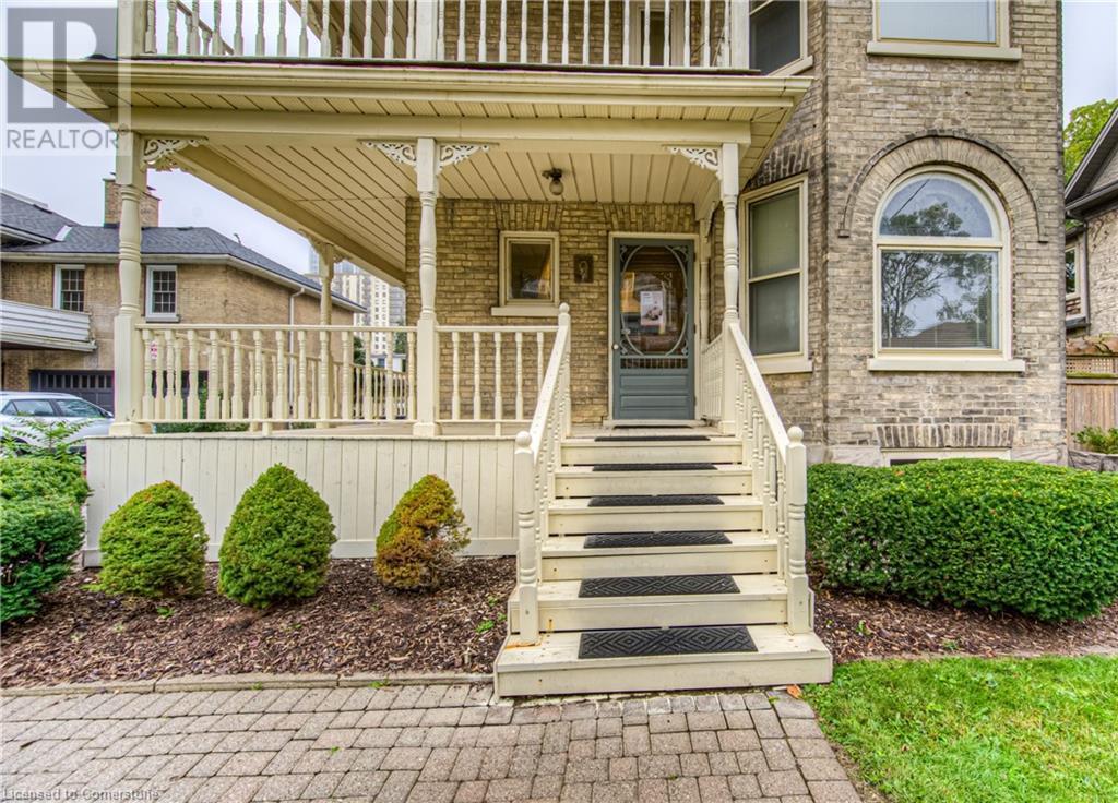 9 Ahrens Street W, Kitchener, Ontario  N2H 4B6 - Photo 17 - 40650291
