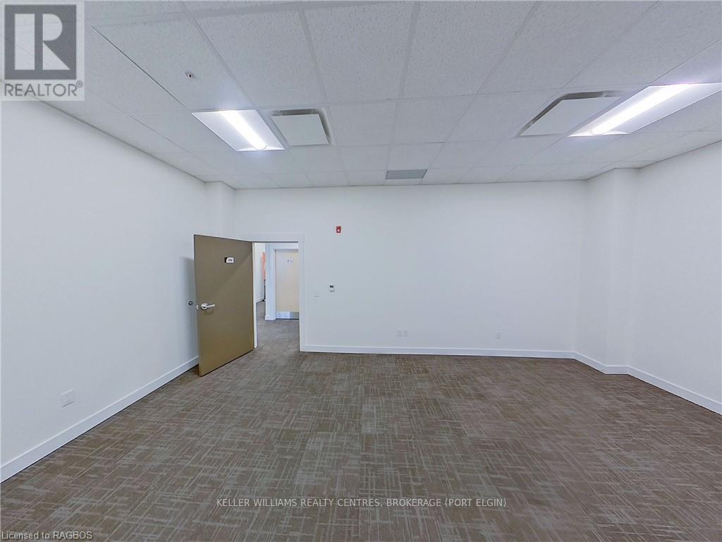 212 - 1020 Goderich Street, Saugeen Shores, Ontario  N0H 2C3 - Photo 5 - X10848249