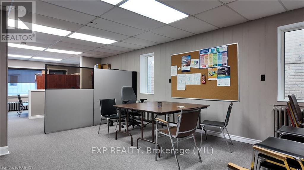290 10th Street, Hanover, Ontario  N4N 1P2 - Photo 6 - X10846795