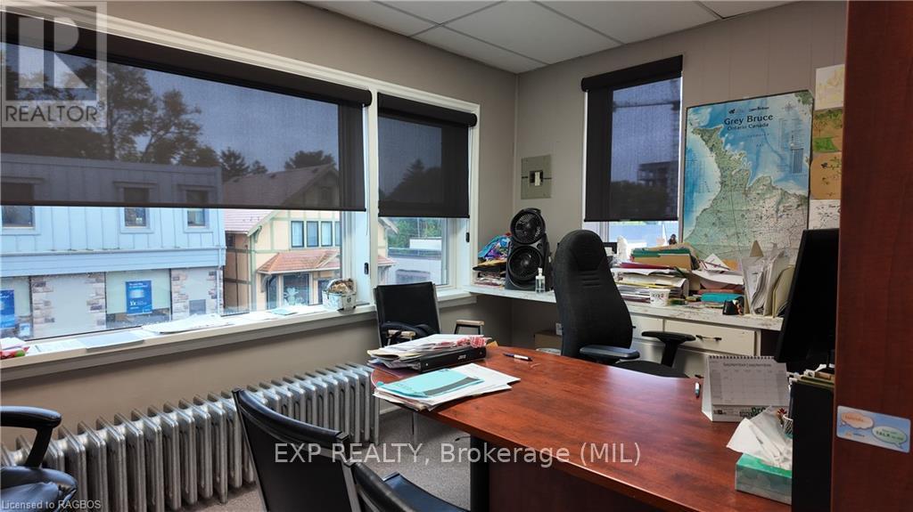 290 10th Street, Hanover, Ontario  N4N 1P2 - Photo 9 - X10846795
