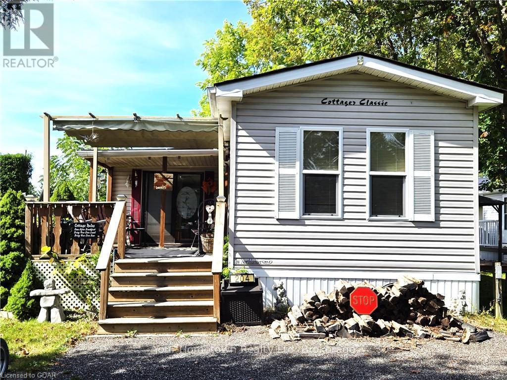 204 BEACH STREET, Centre Wellington, Ontario