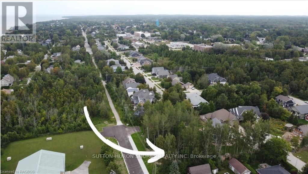 286 Grosvenor Street S, Saugeen Shores, Ontario  N0H 2L0 - Photo 3 - X10846273