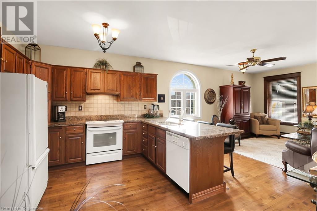 24 Cross Street, Welland, Ontario  L3B 3G1 - Photo 10 - 40654616