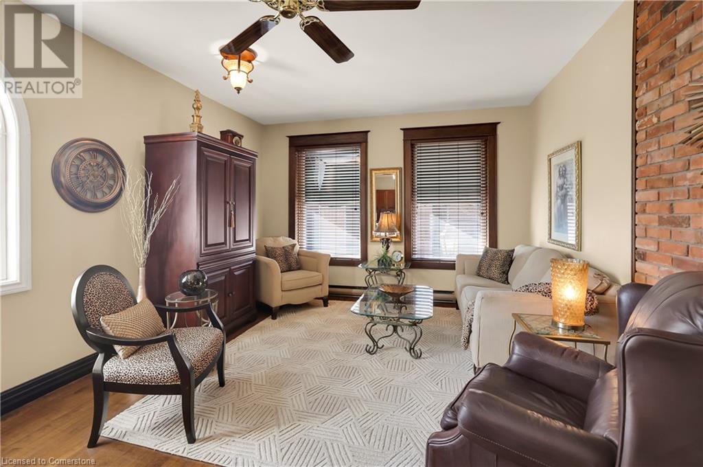 24 Cross Street, Welland, Ontario  L3B 3G1 - Photo 12 - 40654608