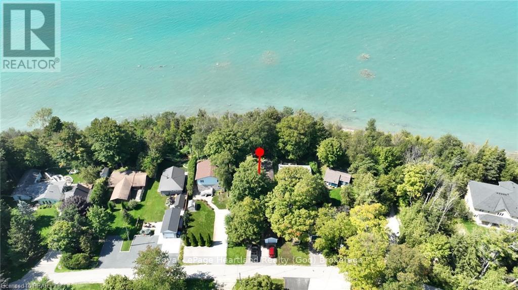 27 Bluewater Drive, Goderich, Ontario  N7A 3X8 - Photo 3 - X10780350
