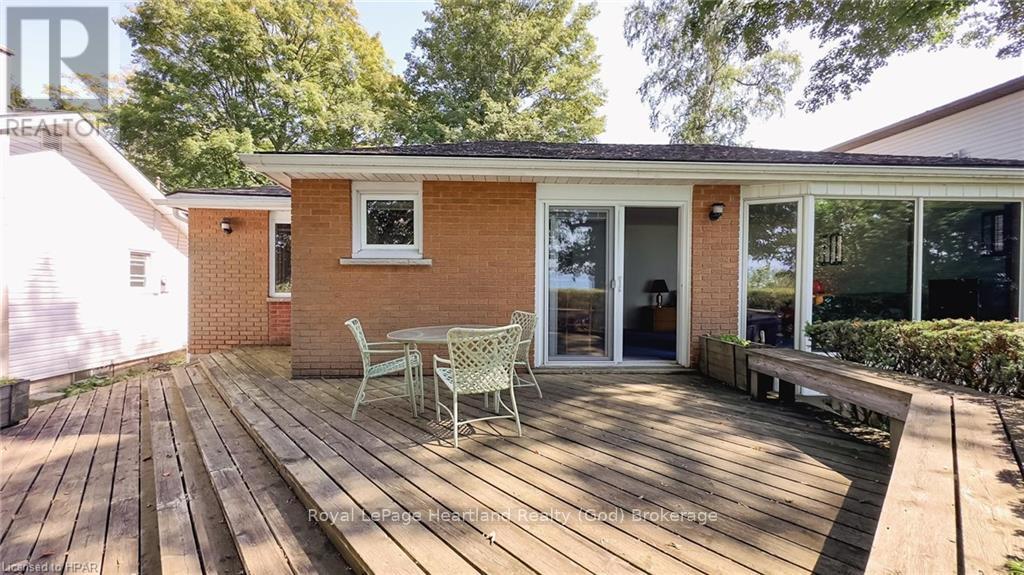 27 Bluewater Drive, Goderich, Ontario  N7A 3X8 - Photo 31 - X10780350